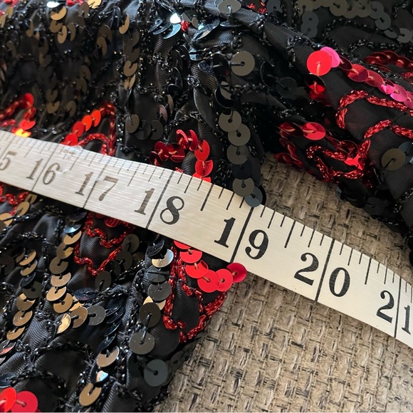 VINTAGE : Red / Black Sequined Top - Picture 11 of 11